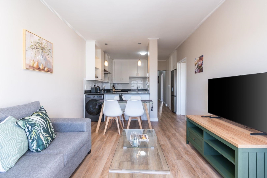 To Let 2 Bedroom Property for Rent in Vredehoek Western Cape